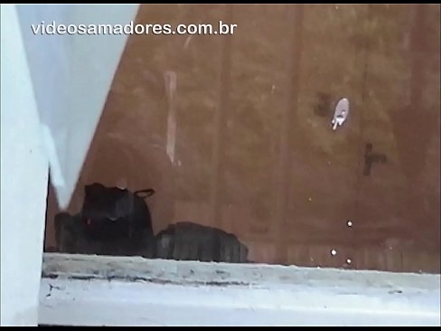 ❤️ Gizon hunkigarria bere neska-laguna beste mutil batekin ikusten, putz-bideo bat grabatzen bikotea molestatu gabe ❤️ Sexu bideoa %eu.pornado-co.ruan ❌